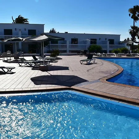 Center - New By The Pool And Private Parking *